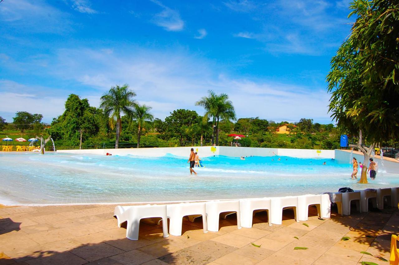 Caldas Novas Imperio Romano Com 1 Dia No Acqua Park 외부 사진